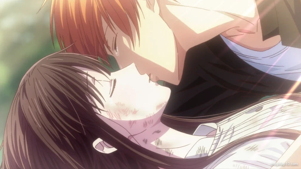 Kyo and Tohru kiss (Fruits Basket)